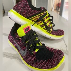 Nike Flyknit Running shoes size 4.5 Y like woman’s 5.5